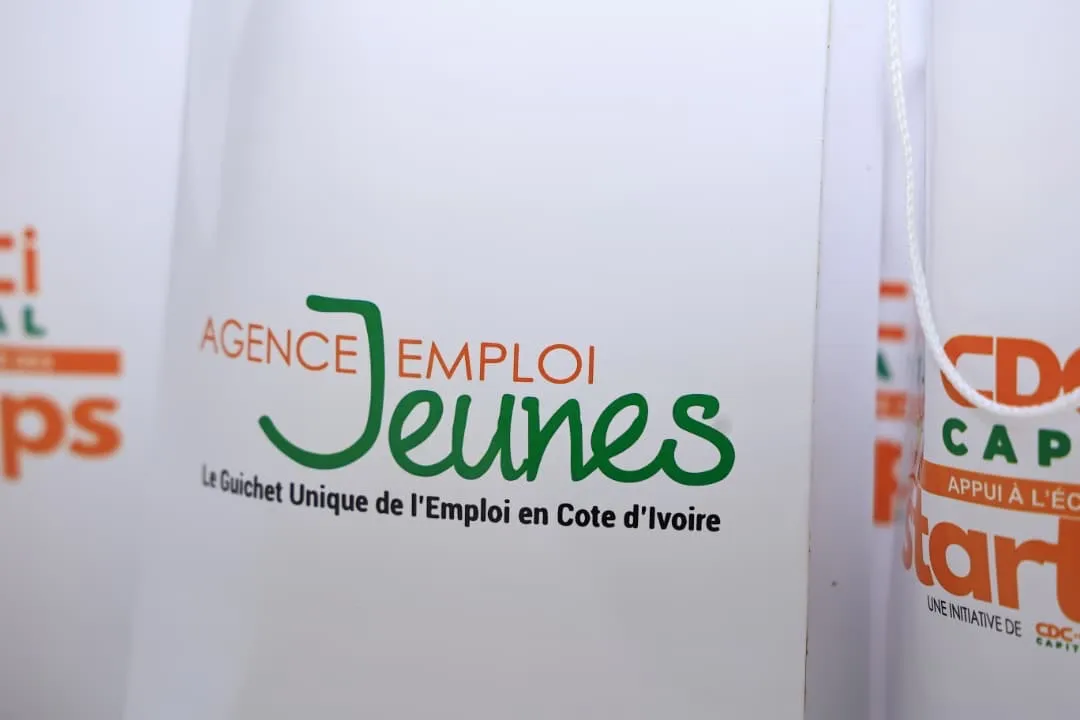 Supports de l’Agence Emploi Jeunes et de CDC-CI Capital
